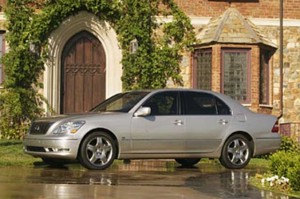 Lexus slips to third in the Power Dependability Study, but still scores a best-ever with its 2006 LS430.