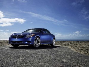 The latest addition to the Infiniti line-up, the G37 Convertible.