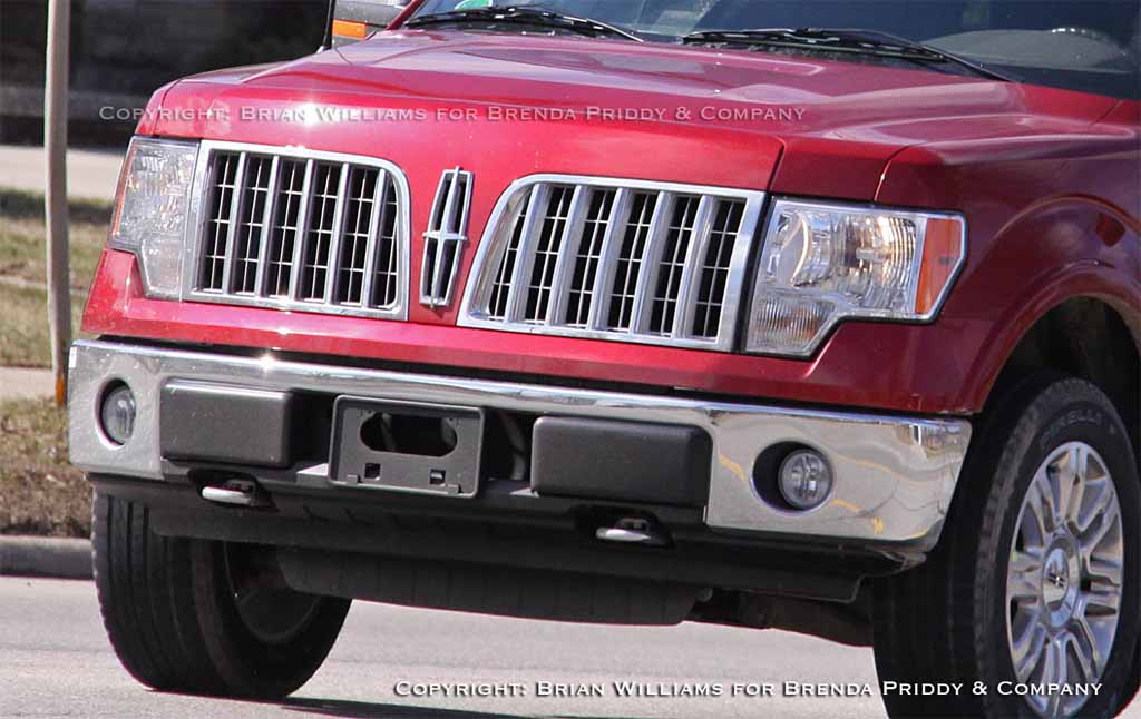 Spy Shots: New Lincoln LT Pickup