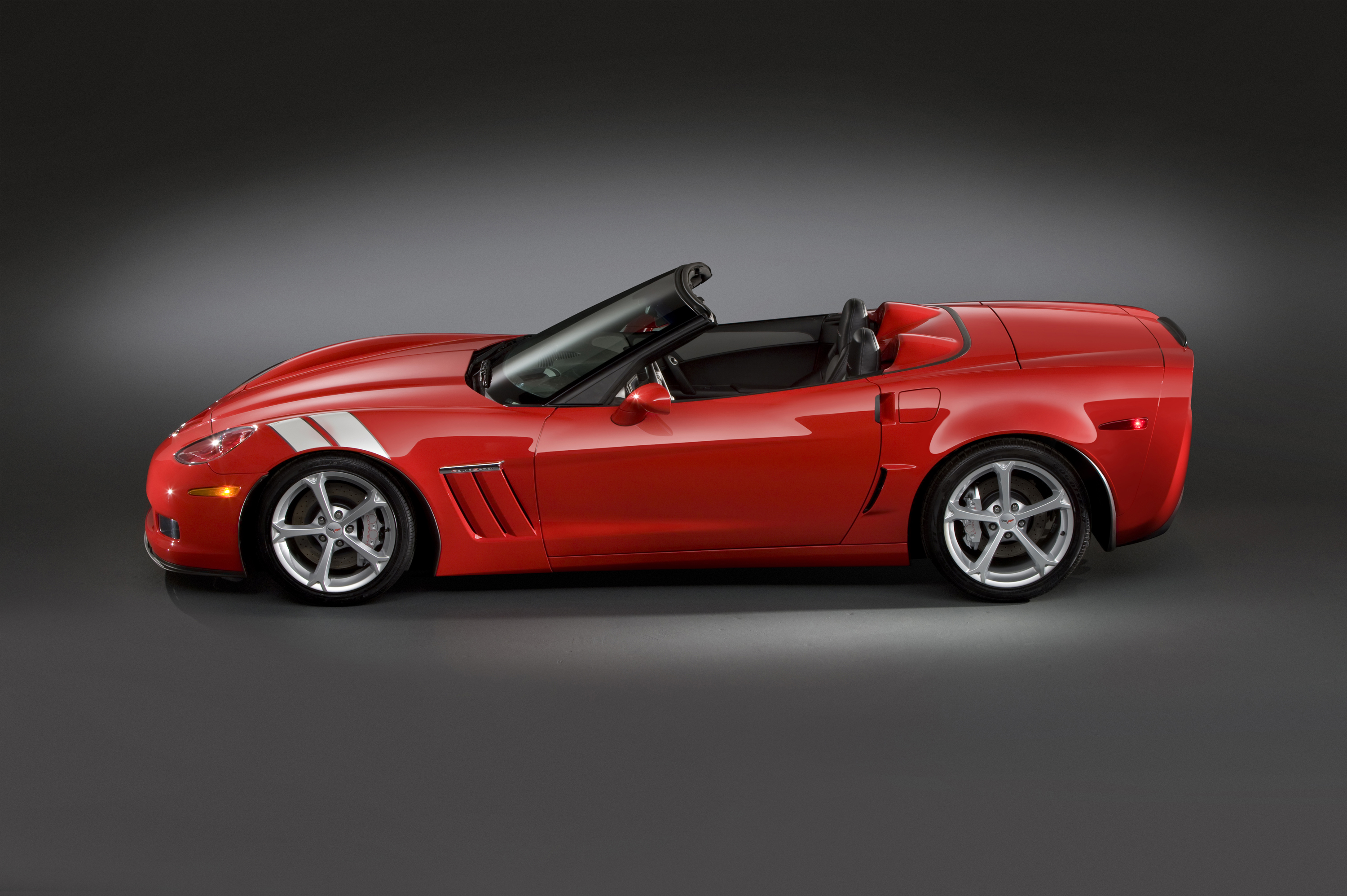 First Look: 2010 Corvette Grand Sport