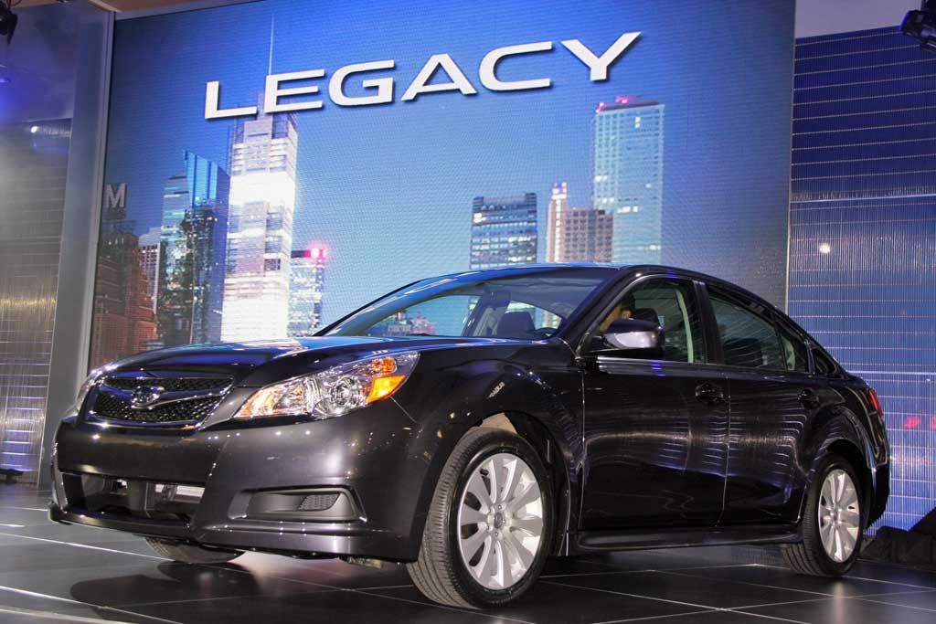 First Look: 2010 Subaru Legacy