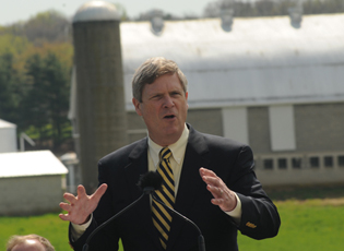 President to USDA: Expand Access to Biofuels Now