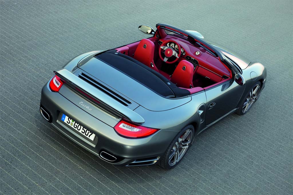 Sneak Peek: 2010 Porsche 911 Turbo