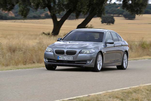 First Look: 2011 BMW 5-Series Sedan