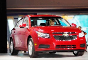 The inexpensive 40 mpg Cruze, when it appears in a year, will make more sense to buyers we say than the $$$Volt. 