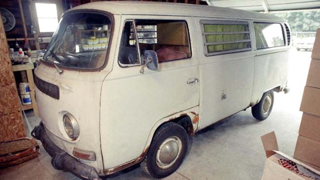 Dr. Death’s Suicide Van Up for Auction