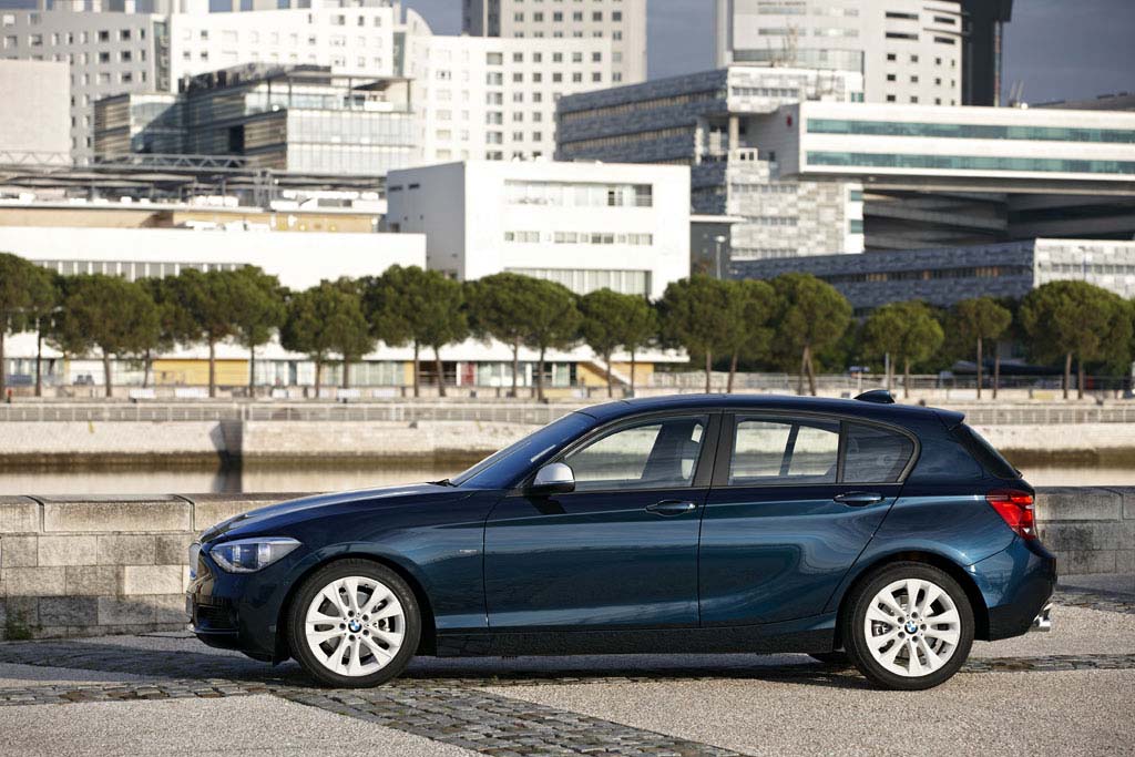 First Look: 2012 BMW 1-Series Hatchback