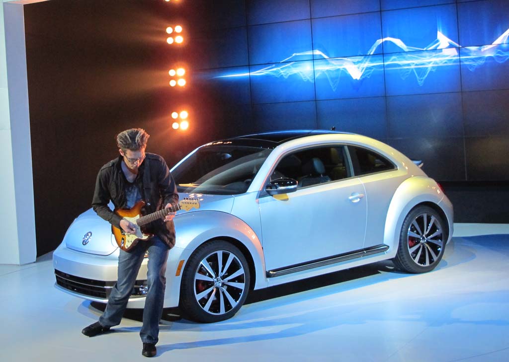 VW Set to Debut Beetle Turbo Diesel in Chicago