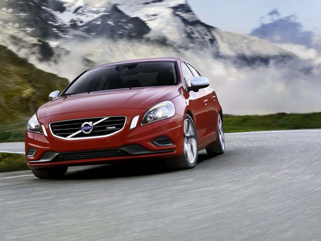 Volvo S60 R-Design Bucks Classic – if Boring –Image