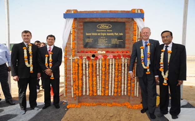 Ford Lays Cornerstone of $1 Bil New Indian Plant