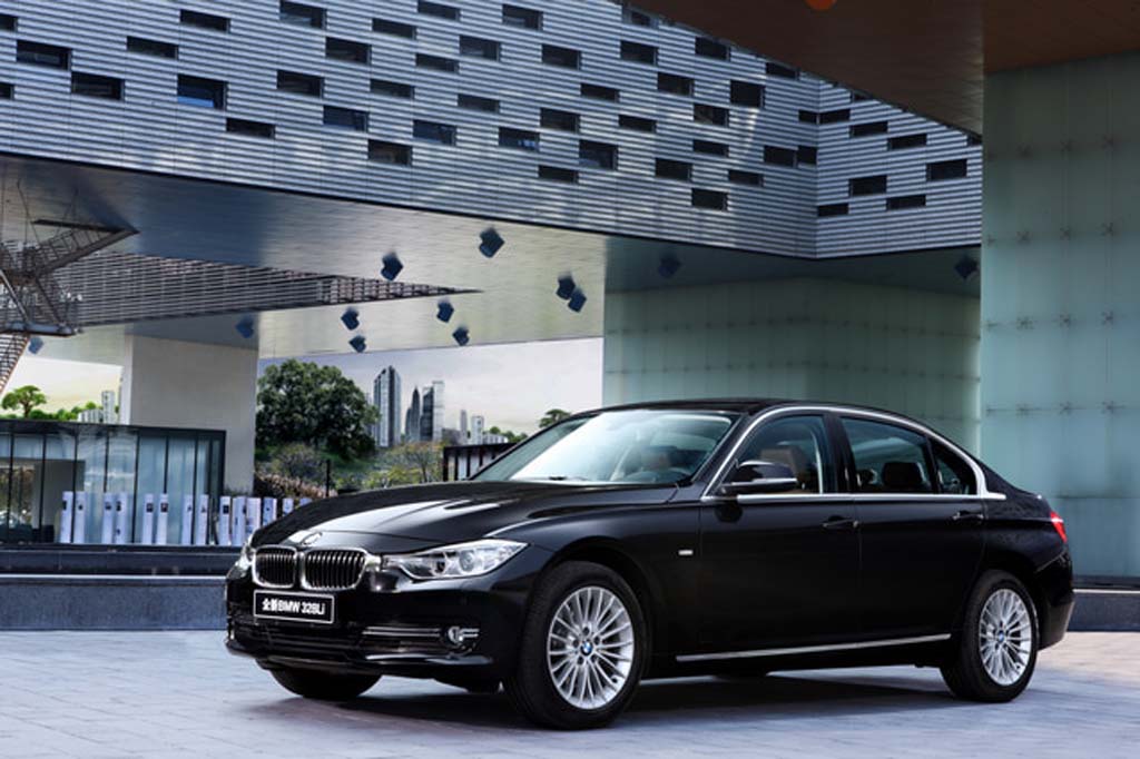 BMW Stretches the 3-Series