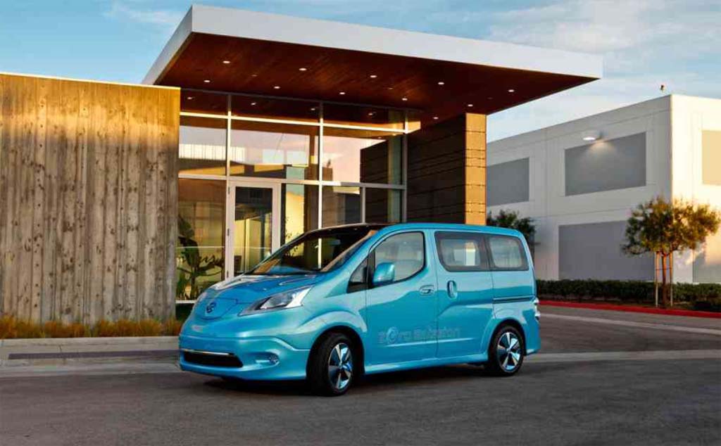 Nissan Launching e-NV200 Battery Van