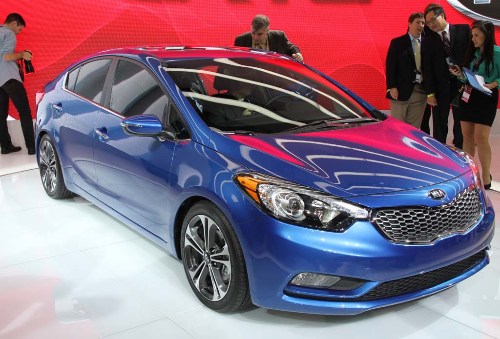 First Look: 2014 Kia Forte