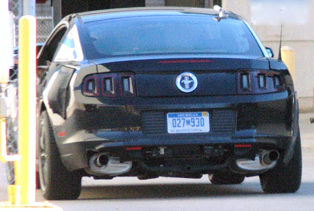 Spy Shots: Ford Caught Testing Independent Rear Suspension for Mustang