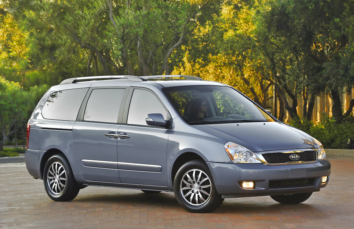 Kia Recalls 96,000 Sedona Minivans