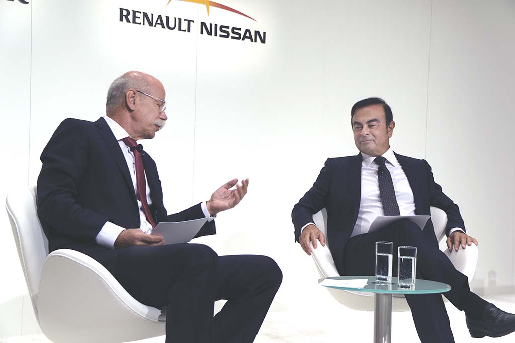 Daimler, Renault/Nissan Could be Open to Alliance with Fiat Chrysler