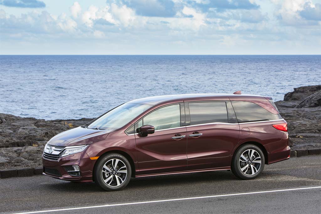 American Honda Recalls 241K Odyssey Minivans