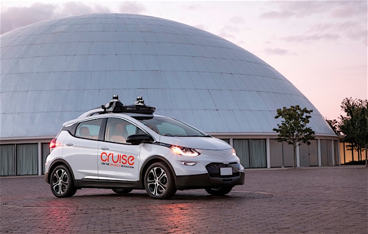 Cruise Expected to Unveil Fully Driverless Vehicle on Tuesday