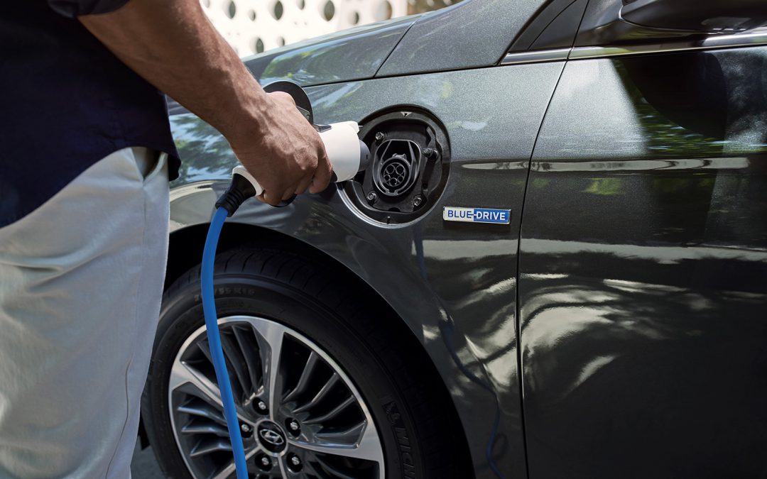 Celebrate Earth Day by Finding a New EV or Hybrid