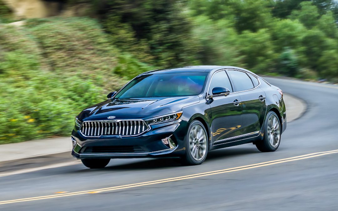 Kia Looks to Revamped Cadenza to Draw Buyers Wanting Luxury